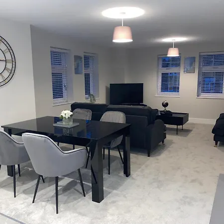 Roomotel - Oakview Moseley Apartament *