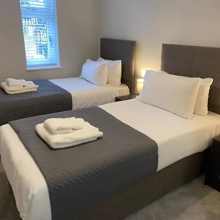 Roomotel - Oakview Moseley Apartament Birmingham