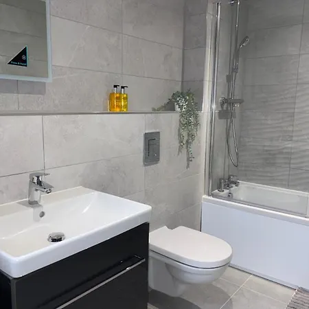 Roomotel - Oakview Moseley * Birmingham